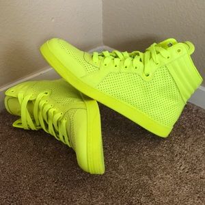 Gucci High-Top Neon Yellow Sneaker